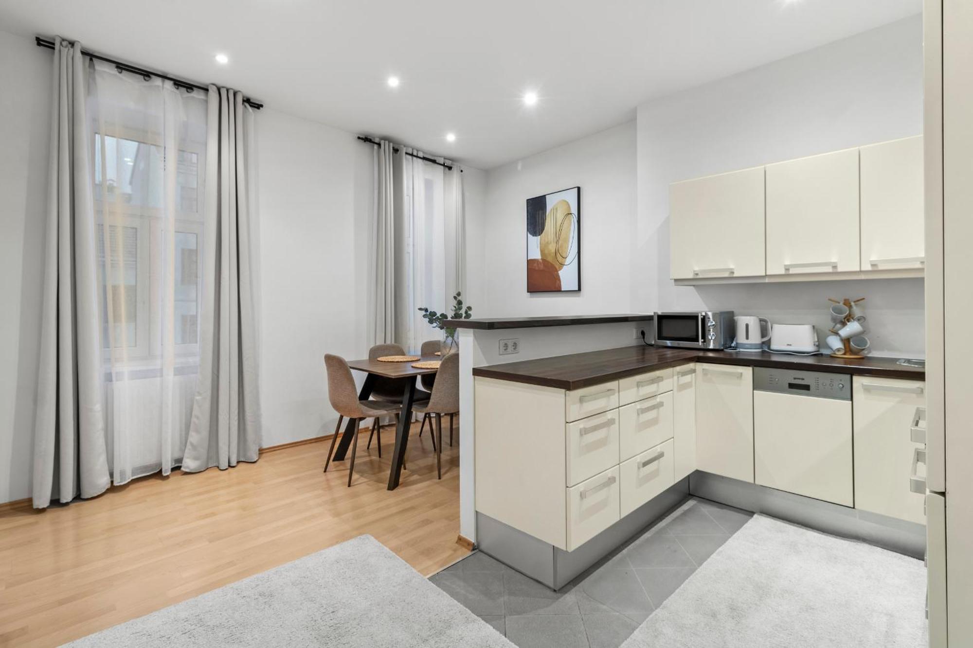 Chic 1Br Apartment - Directly Near Schoenbrunn فيينا المظهر الخارجي الصورة